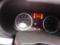 عين-تموشنت-حمام-بوحجر-الجزائر-سيارة-صغيرة-renault-clio-campus-bye-2013