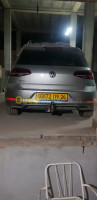 medea-algerie-moyenne-berline-volkswagen-golf-7-carat-2019