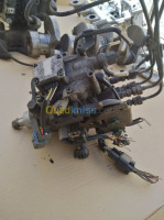 alger-baba-hassen-algerie-pièces-moteur-pompe-injection-mitsubishi-l200