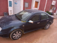 adrar-algerie-grande-berline-volkswagen-passat-2004