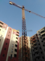 alger-ain-taya-algerie-materiaux-de-construction-grue-liebherr-40lc