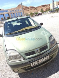 المسيلة-بوسعادة-الجزائر-سيارة-صالون-عائلية-renault-scenic-2001