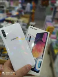 Samsung Galaxy A50