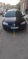 ain-defla-miliana-algerie-cabriolet-coupé-renault-megane-2-2005