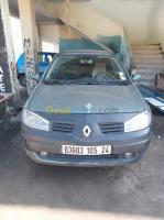 guelma-ain-hessania-algerie-berline-renault-megane-2-classique-2005