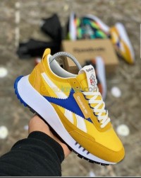تلمسان-مغنية-الجزائر-أحذية-رياضية-reebok-2021