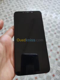 Xiaomi Pocophone F1 thumbnail 3