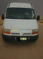 biskra-ouled-rahma-algerie-fourgon-renault-master-2000