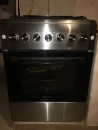 Cuisinière (belle cuisine)