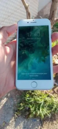 Apple iPhone 7