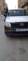 khenchela-algerie-pickup-toyota-hilux-legend-dc-4x2-2014