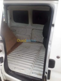 سعيدة-الجزائر-تجاري-peugeot-partner-2011
