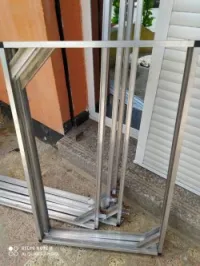Précadre aluminium