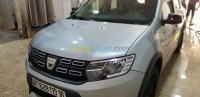 الجزائر-القبة-سيارة-صغيرة-dacia-sandero-stepway-techroad-2019