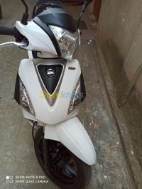 tipaza-hadjout-algerie-motos-scooters-sym-st-2020
