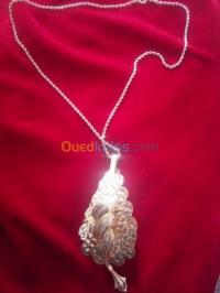 قسنطينة-الخروب-الجزائر-عقود-و-قلائد-طقم-بلاكيور