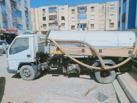 بومرداس-الجزائر-شاحنة-jmc-vidangeur-2011