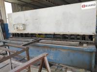 boumerdes-ouled-moussa-algerie-materiaux-de-construction-cisaille-guillotine-hydraulique