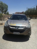 bechar-algerie-tout-terrain-suv-hyundai-tucson-2011