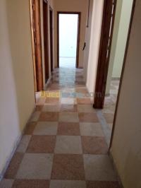 تيارت-الجزائر-شقة-byaa-shk-3-ghrf-tyart