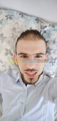 بومرداس-الجزائر-إدارة-و-تسيير-secrétaire