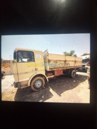 قسنطينة-الجزائر-شاحنة-sonacome-v8-1981