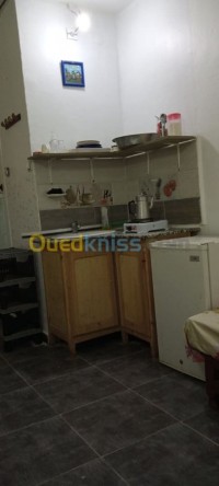 مستغانم-الجزائر-ستوديو-kra-stodyo-mstghanm