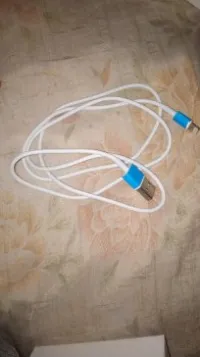 inPods12 simple (BLACK) + Cable iphone