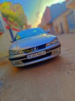 biskra-algerie-berline-peugeot-406-2002