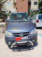 oran-gdyel-algerie-tout-terrain-suv-zotye-nomad-2-2011