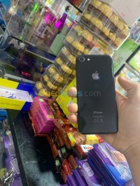 الجزائر-شراقة-هواتف-ذكية-apple-iphone-8