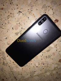 الجزائر-باب-الزوار-هواتف-ذكية-samsung-galaxy-m30