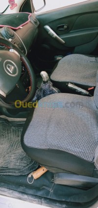 خنشلة-أولاد-رشاش-الجزائر-صالون-سيدان-dacia-logan-2014