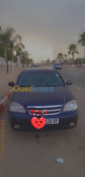 blida-beni-mered-algerie-berline-chevrolet-optra-4-portes-2010