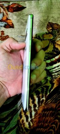 Samsung Galaxy S10+ thumbnail 5