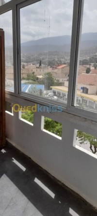 البليدة-الجزائر-شقة-byaa-shk-3-ghrf-alblyd