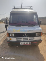 tlemcen-mansourah-algerie-fourgon-mercedes-1997