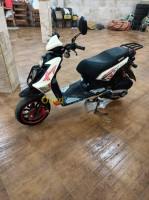 mostaganem-bouguirat-algerie-motos-scooters-okinoi-bws-2016