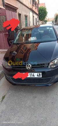 مستغانم-الجزائر-سيارة-صغيرة-volkswagen-polo-trendline-2014
