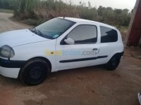 مستغانم-مزغران-الجزائر-آخر-rono-clio-2-1999