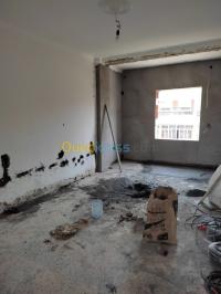 الجزائر-القبة-ديكورات-و-ترتيب-Électricité
