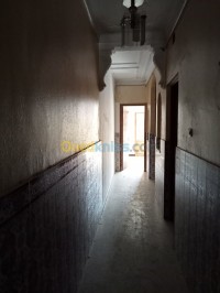 الجزائر-الرويبة-طابق-فيلا-بيع-2-غرف