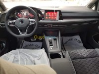 ورقلة-الجزائر-سيارة-المدينة-volkswagen-golf-8-r-line-2021