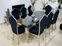 Table de salle à manger avec 8 chaises