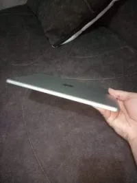 Apple Ipad 5th 128
