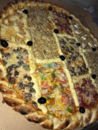جيجل-الجزائر-سياحة-و-تذوق-الطعام-pizzario