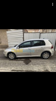 setif-algerie-mini-citadine-volkswagen-golf-5-2003