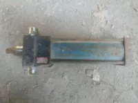 Vend vérin hydraulique