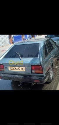 البليدة-بوينان-الجزائر-سيارة-المدينة-honda-quintat-1982