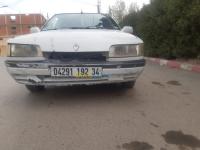 bordj-bou-arreridj-mansoura-algerie-moyenne-berline-renault-21-1992